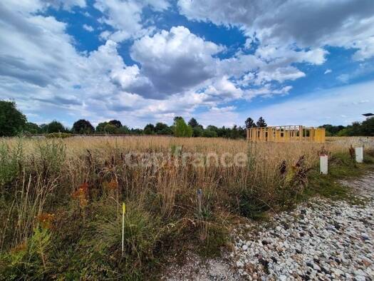 Terrain constructible viabilisé à vendre 148 000 € 639 m² de terrain Féricy 77133