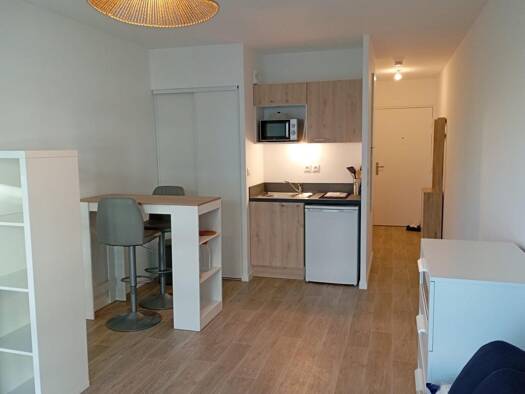 Appartement à louer 670 € 1 pièce 27,4 m² 2ème étage Atalante Beaulieu Rennes 35700