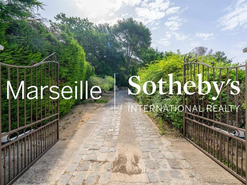 Maison à vendre, 400m², MARSEILLE 11E