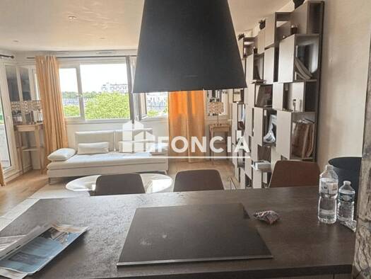 Appartement à vendre 135 000 € 2 pièces 1 chambre 44 m² Étage 3/8 Centre Urbain Nord Évry-Courcouronnes 91000