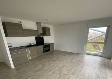 Appartement à louer 650 € 2 pièces 41,6 m² Étage 3/7 Centre Est Lingolsheim 67380