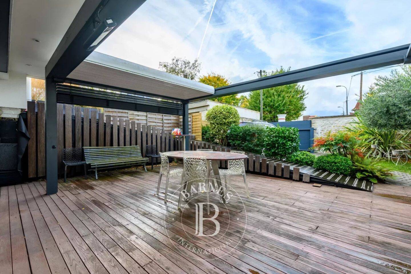 Maison à vendre, 235m², SAINT MAUR DES FOSSES