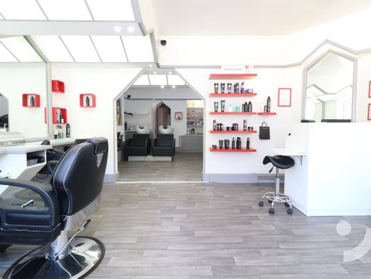 Salon de coiffure à vendre 25 000 € 50 m² de surface de vente Magenta 51530