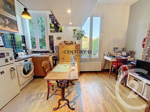 Appartement à vendre 138 000 € 1 pièce 20,3 m² Étage 1/3 Charentonneau Maisons-Alfort 94700