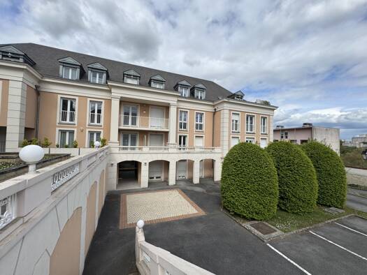 Appartement à vendre 138 000 € 2 pièces 1 chambre 48,34 m² 1er étage Centre Melun 77000