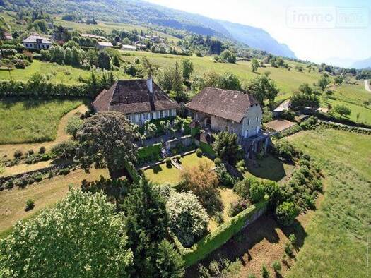 Maison à vendre 1 200 000 € 8 pièces 3 chambres 264 m² 53 235 m² de terrain Ruffieux 73310