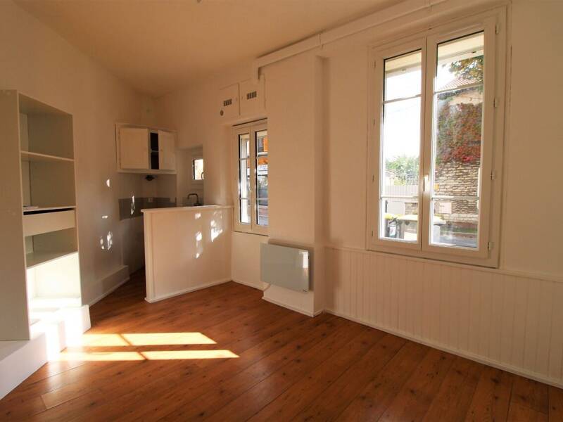 Maison à louer, 17m², SAINT MAUR DES FOSSES