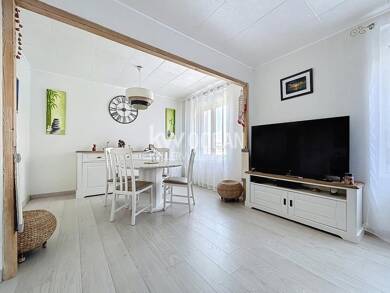 Maison à vendre 191 000 € 6 pièces 3 chambres 79 m² 665 m² de terrain Cléden-Cap-Sizun 29770
