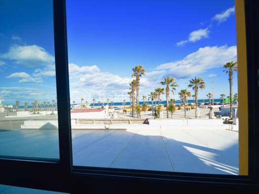 Appartement à vendre 307 000 € 4 pièces 3 chambres 125,1 m² Étage 1/2 Le Barcarès 66420