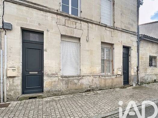 Immeuble à vendre 270 000 € 270 m² Guîtres 33230