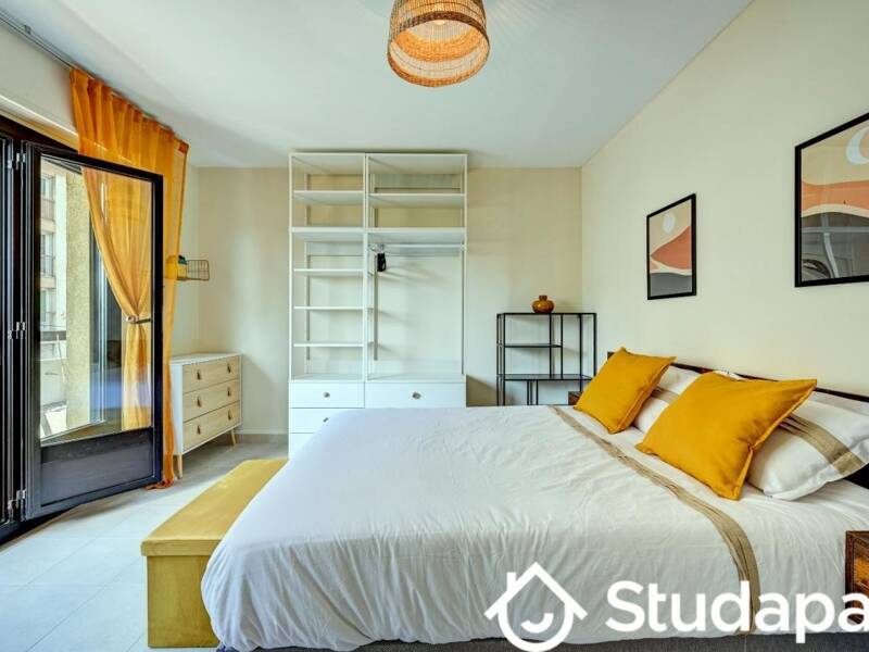 Maison à louer, 65m², MARSEILLE 4E