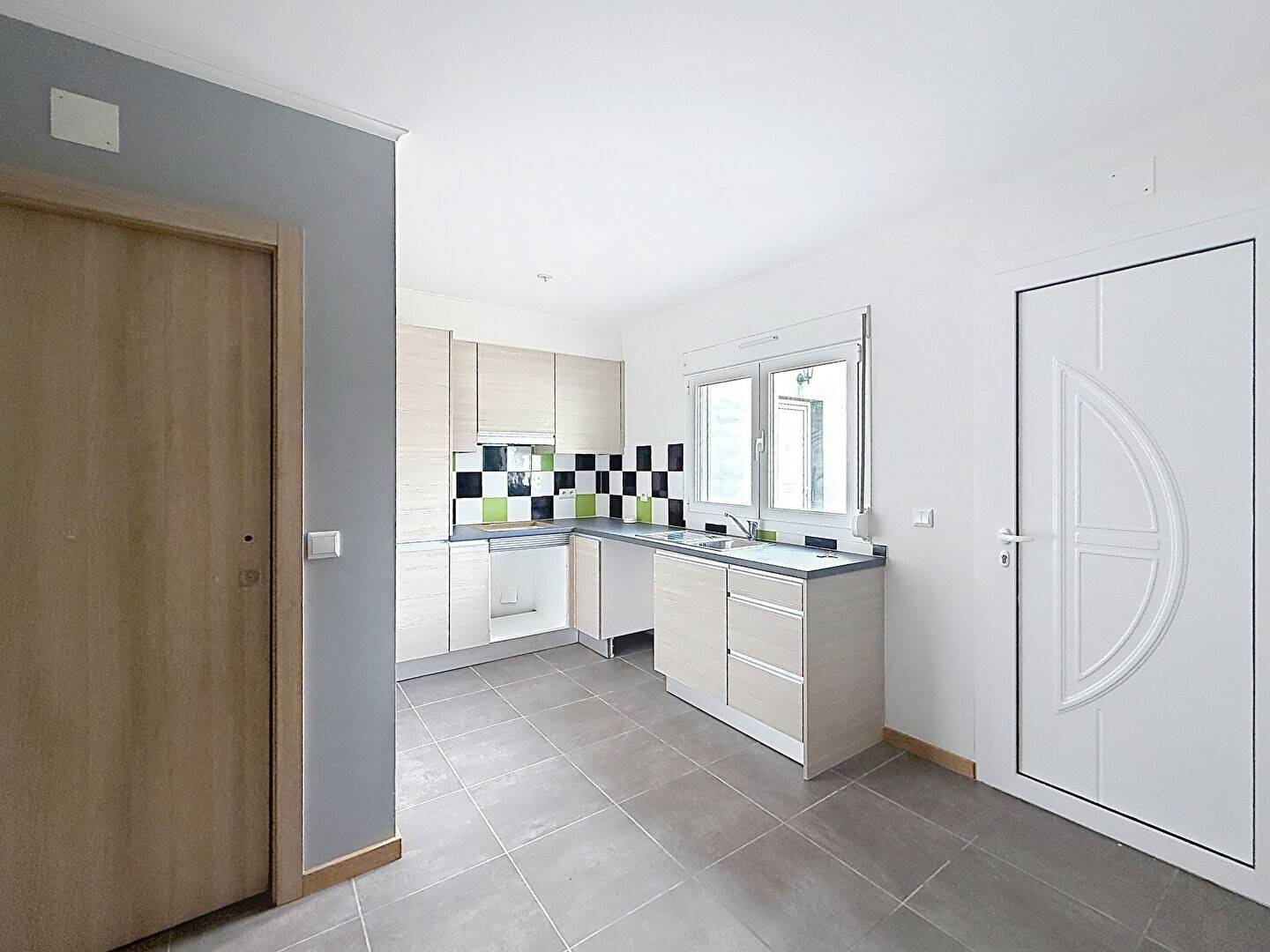 Maison à louer, 35m², LA VARENNE SAINT HILAIRE
