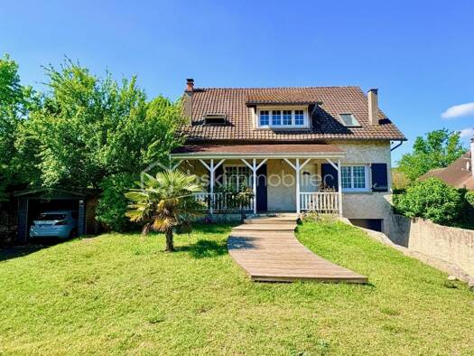 Maison à vendre 349 500 € 7 pièces 4 chambres 135 m² Moisson 78840