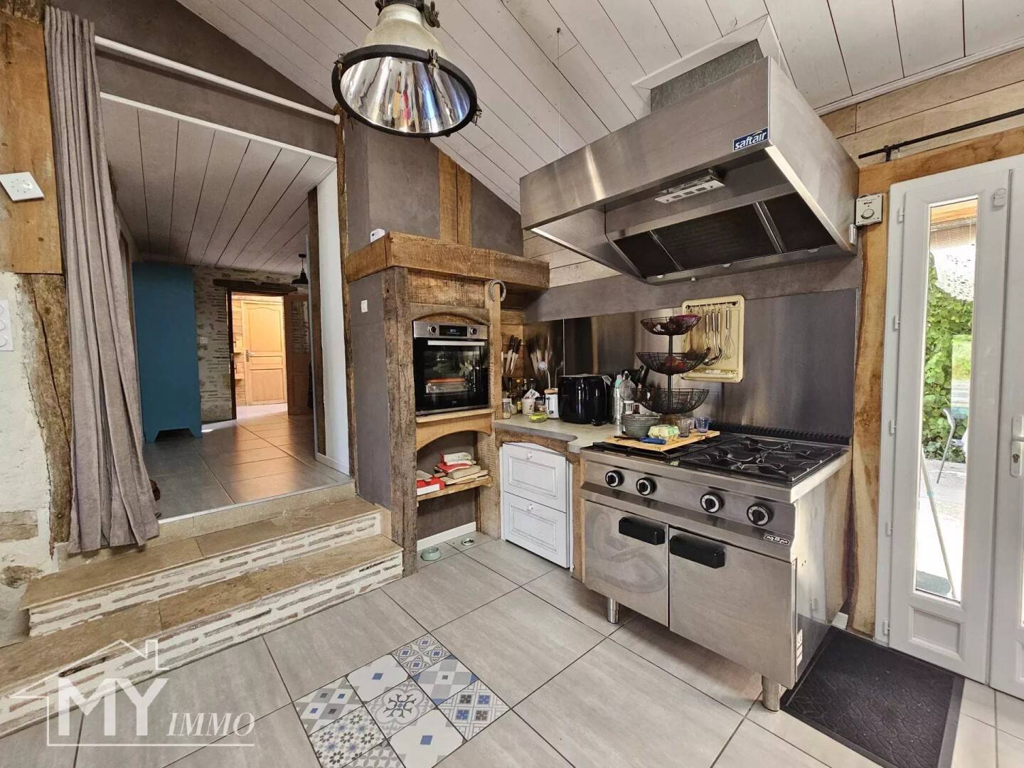 Maison à vendre, 211m², PORT SAINTE FOY ET PONCHAPT