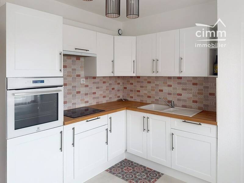 Maison à louer, 147m², CHALETTE SUR LOING