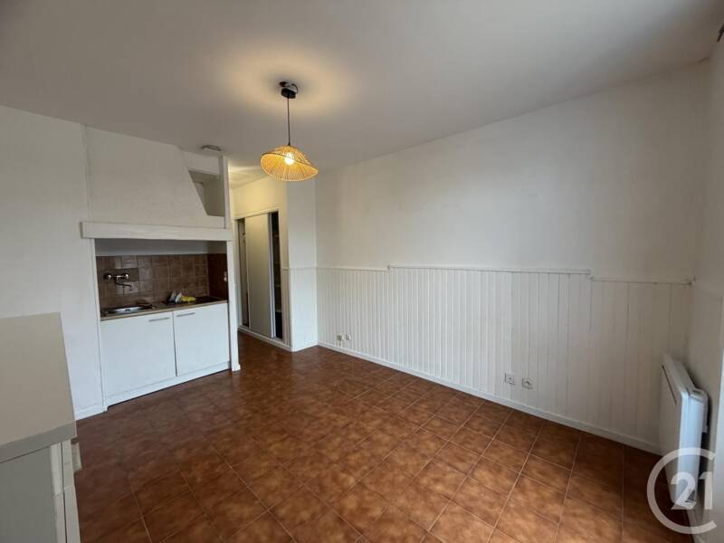 Maison à louer, 29m², SIX FOURS LES PLAGES