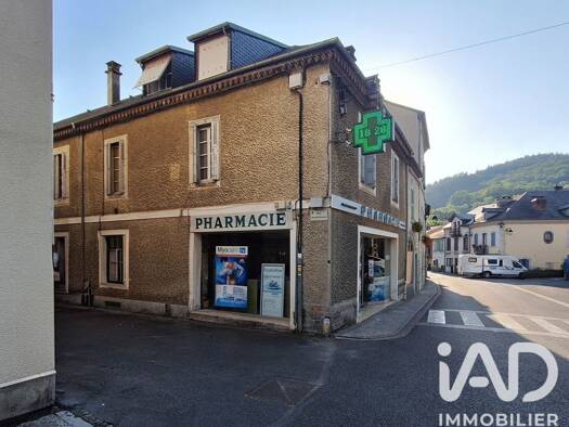 Local commercial à vendre 200 000 € 107 m² de surface de vente Saint-Pé-de-Bigorre 65270