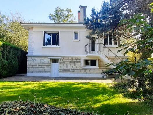 Maison à vendre 465 000 € 4 pièces 3 chambres 96 m² 840 m² de terrain Noiseau 94880