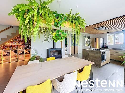Maison à vendre 529 000 € 7 pièces 5 chambres 169 m² 1 409 m² de terrain Saint-Joseph 42800