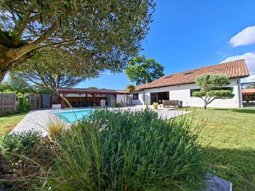 Maison à vendre 689 000 € 6 pièces 5 chambres 208,7 m² 1 648 m² de terrain Linxe 40260