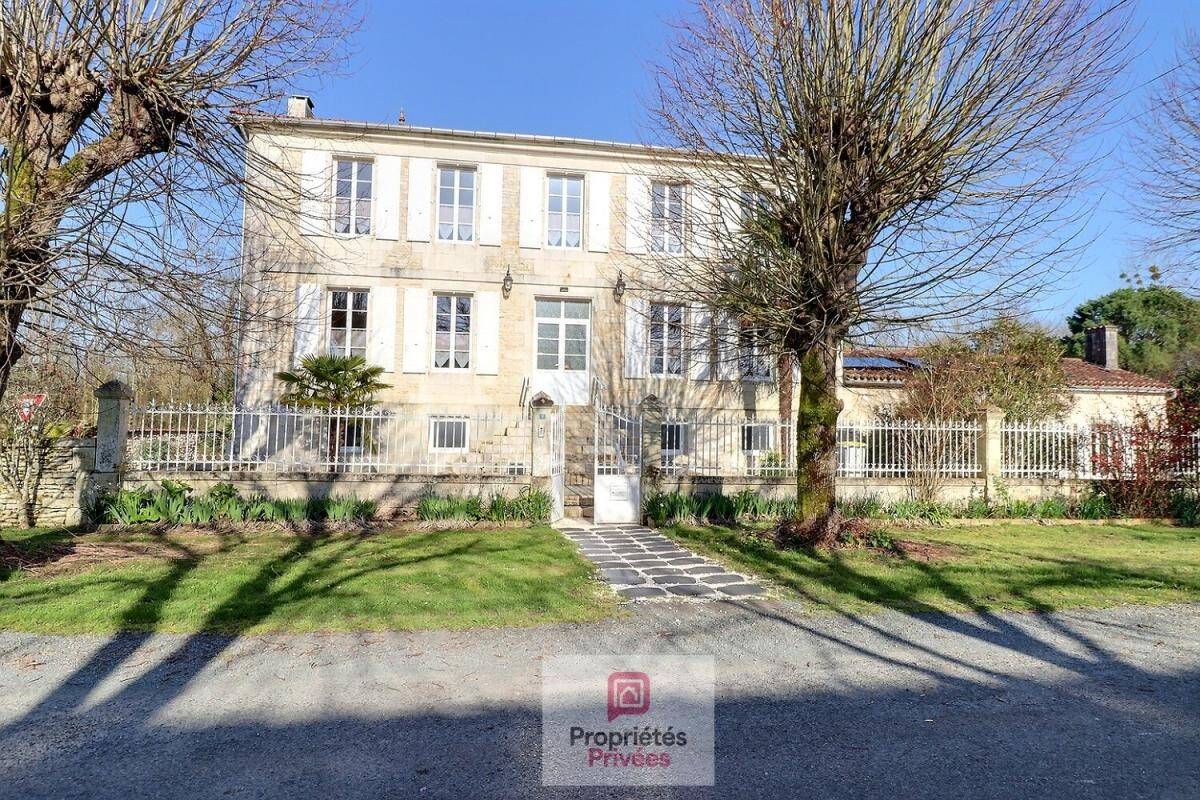 Maison à vendre, 265m², ROCHEFORT