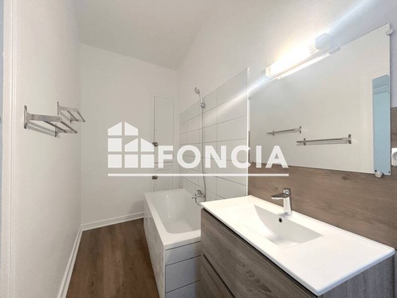 Maison à louer, 101m², NANTES