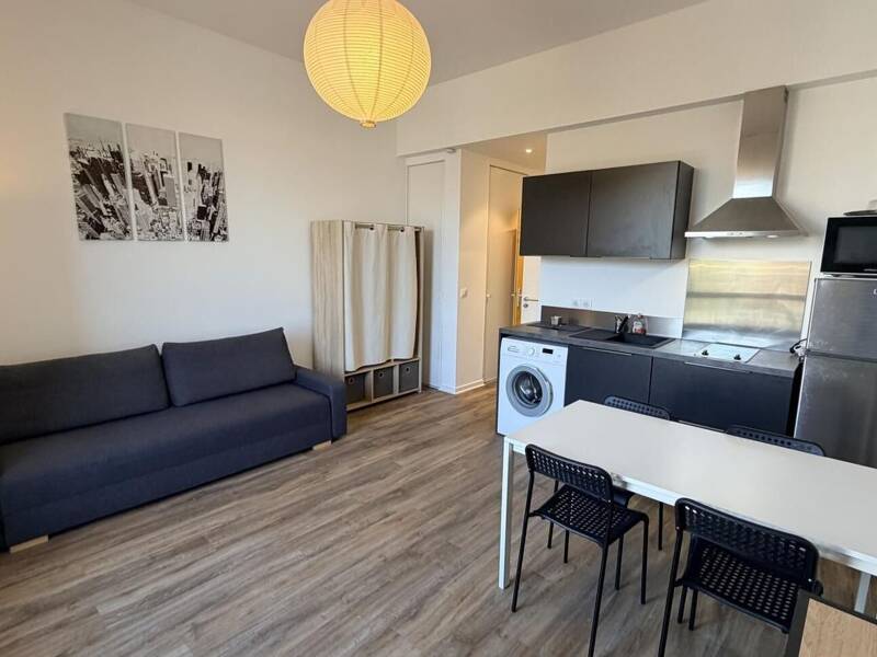 Maison à louer, 25m², LA TOUR DE SALVAGNY