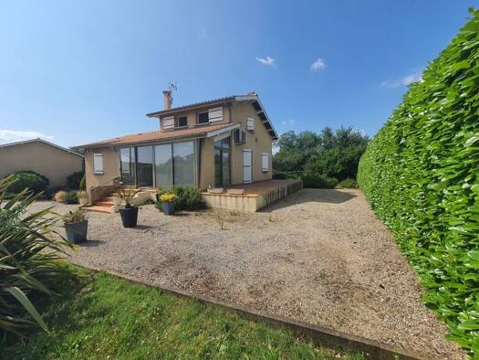 Maison à vendre 349 000 € 6 pièces 2 chambres 115 m² 1 293 m² de terrain Châteauneuf-sur-Isère 26300