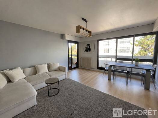 Appartement à vendre 185 000 € 3 pièces 2 chambres 66,44 m² 2ème étage Champagne Les Ulis 91940