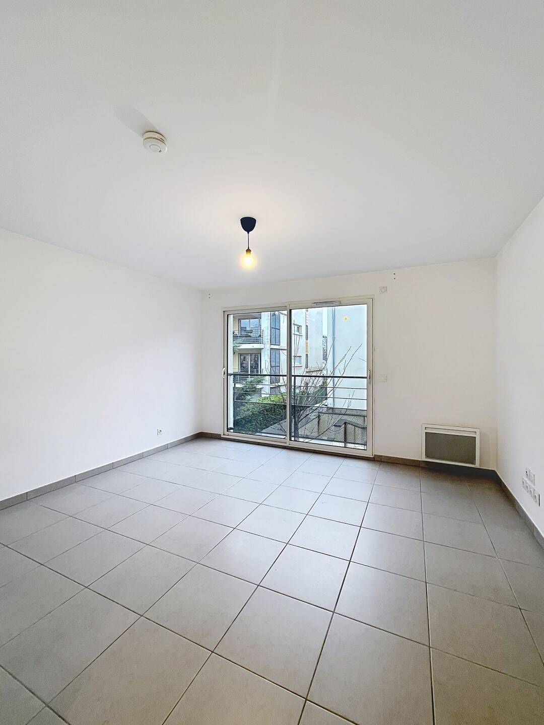 Maison à louer, 28m², VENISSIEUX