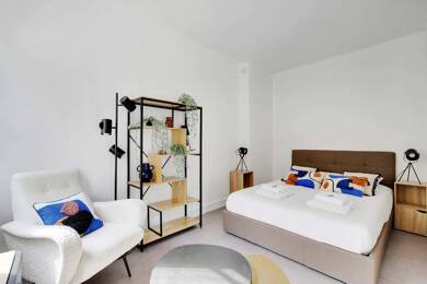 Appartement à louer 1 700 € 1 pièce 20 m² 3ème étage disponible à partir du 27/07/2025 Odéon Paris 6ème 75006