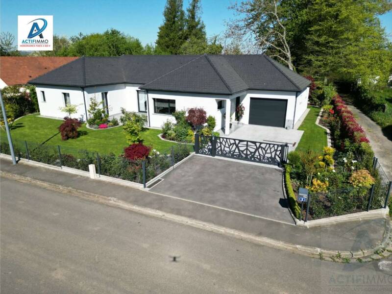 Maison à vendre, 217m², SAINT GEORGES DES GROSEILLERS