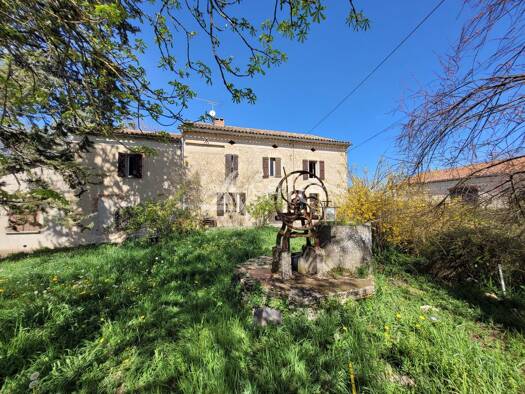 Maison à vendre 350 000 € 10 pièces 1 chambre 457 m² 25 594 m² de terrain Cordes-sur-Ciel 81170
