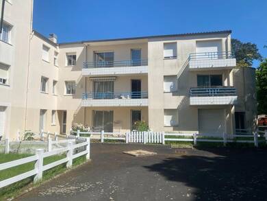 Appartement à vendre 153 000 € 4 pièces 3 chambres 80 m² Dernier étage, Étage 2/2 Goise-Champommier-Champclairot Niort 79000