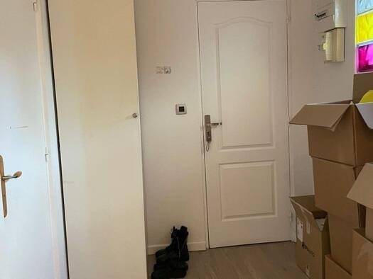 Appartement à louer 850 € 1 pièce 31 m² 1er étage Matisse-Pierrelais Châtillon 92320