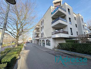 Appartement à vendre 259 000 € 2 pièces 1 chambre 54 m² Étage 1/3 Noisy le Grand 93160
