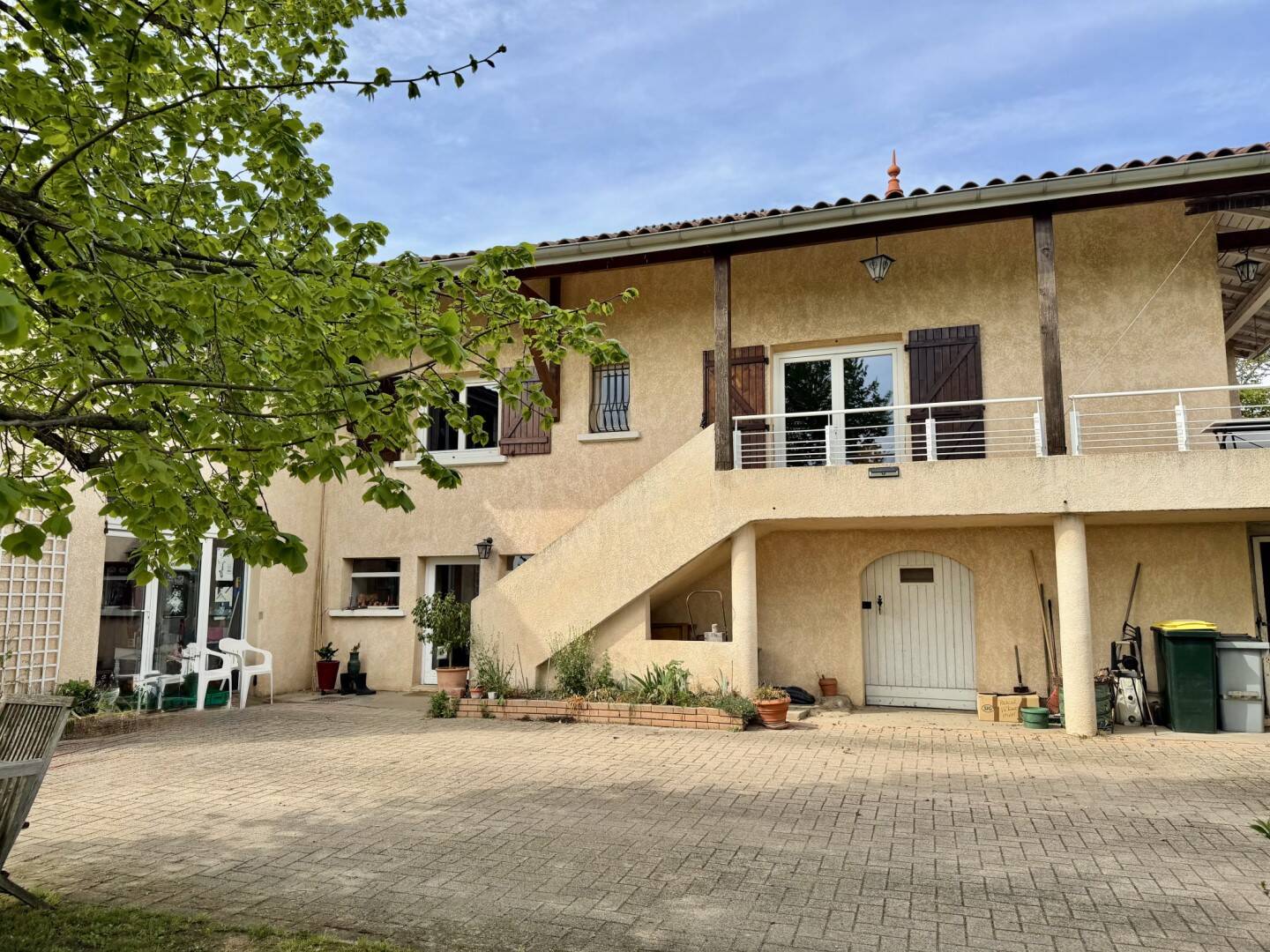 Maison à vendre, 150m², SAINT GENIS LES OLLIERES