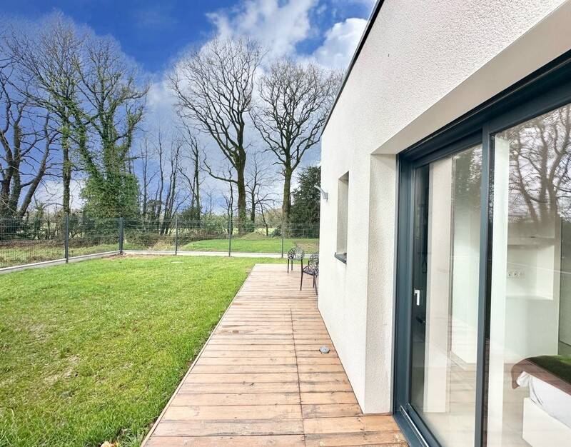Maison à vendre, 106m², LOCQUELTAS