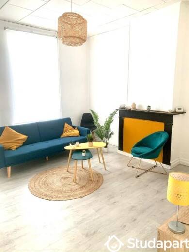 Appartement à louer 390 € 1 pièce 3 chambres 15 m² disponible dès maintenant Centre Anzin 59410