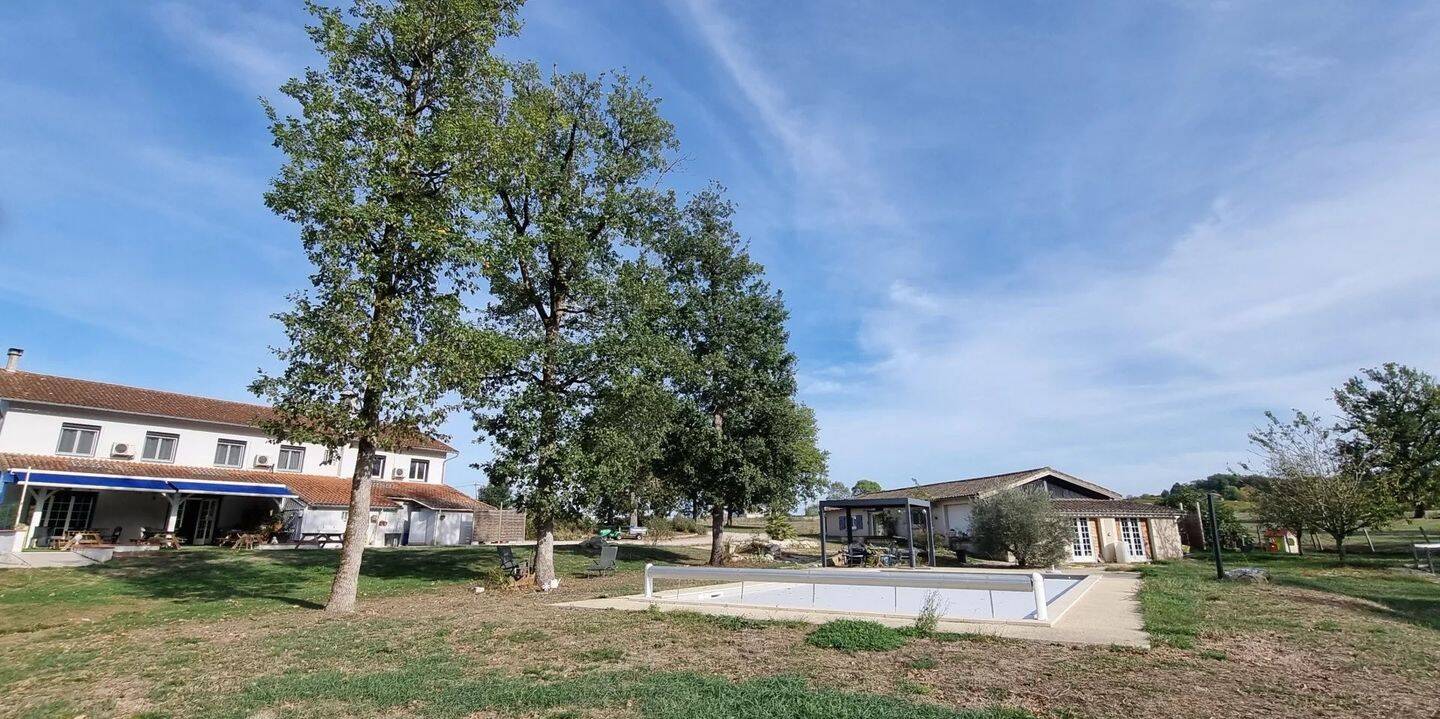 Maison à vendre, 300m², MONTPEZAT DE QUERCY