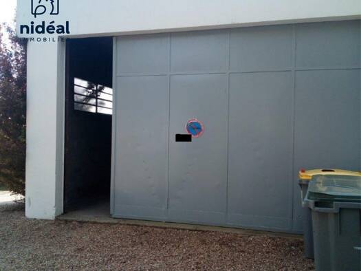 Entrepôt à vendre 45 000 € 60 m² d'espace de stockage Louviers 27400