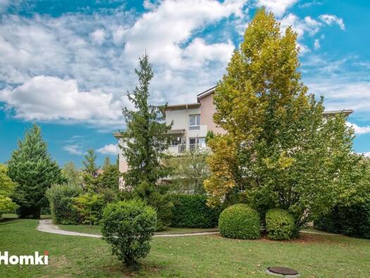 Appartement à vendre 330 000 € 4 pièces 3 chambres 79 m² Étage 3/4 Zone Activité Meylan 38240