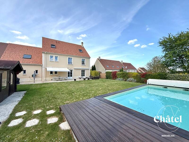 Maison à vendre, 242m², LA CHAPELLE EN SERVAL