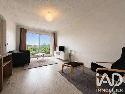 Appartement à vendre 188 000 € 4 pièces 3 chambres 76 m² Étage 6/13 Bréquigny Rennes 35200