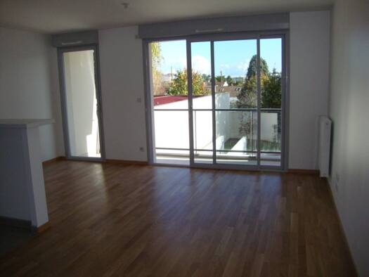Appartement à louer 885 € 3 pièces 2 chambres 68,1 m² Étage 1/4 Bottière - Chénaie Nantes 44300