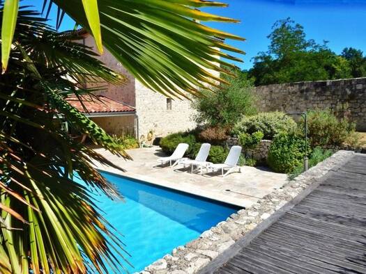 Maison à vendre 495 000 € 8 pièces 5 chambres 293 m² 542 m² de terrain Vianne 47230