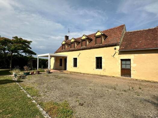 Maison à vendre 273 500 € 7 pièces 4 chambres 160 m² 2 800 m² de terrain Perche en Nocé 61340