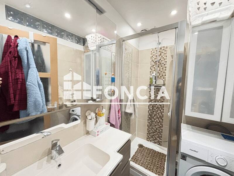 Maison à louer, 50m², PARIS 18E