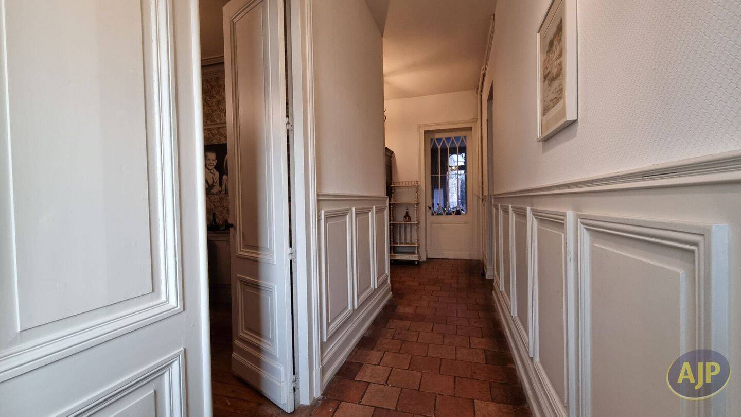 Maison à vendre, 238m², LIBOURNE