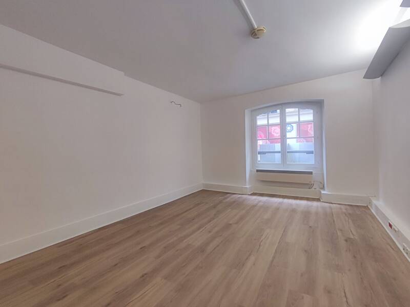 Maison à louer, 92m², PARIS 2E